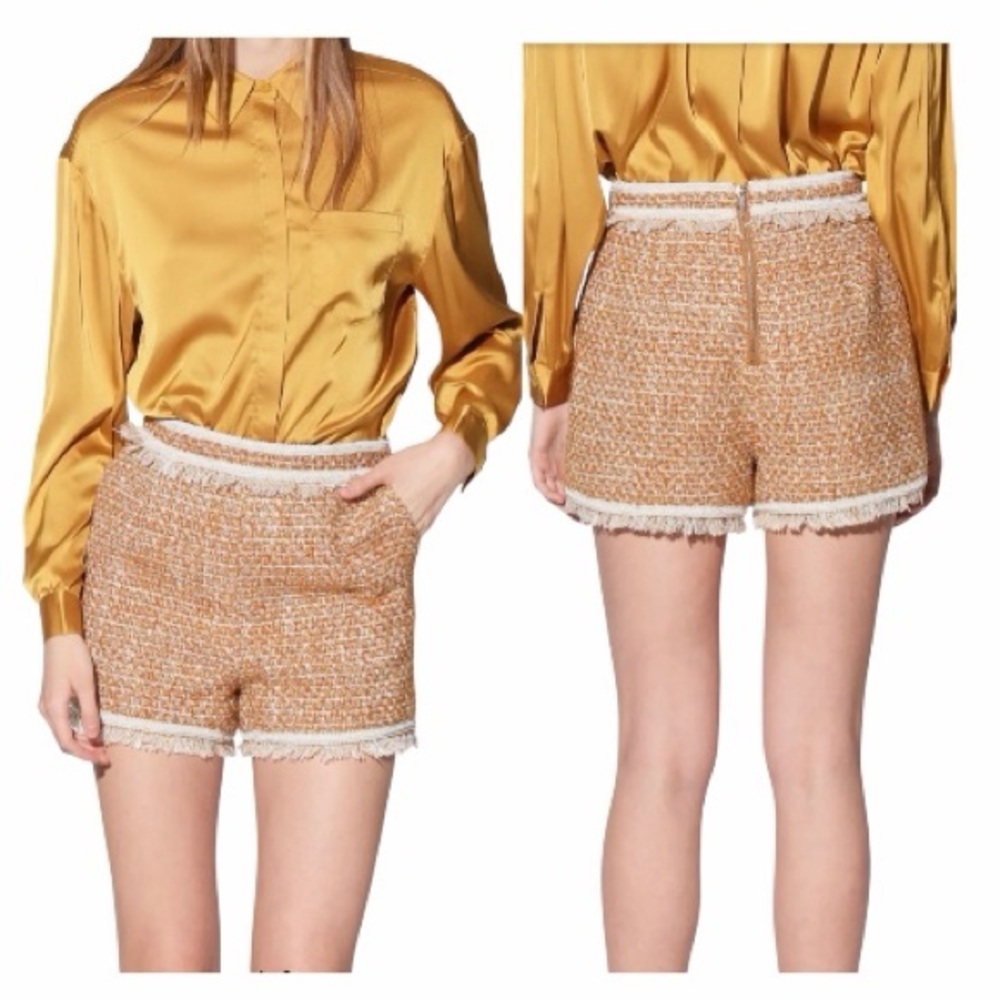 NWT! Walter Baker Laken Tweed Shorts in Color Honey Tweed. Size 12.